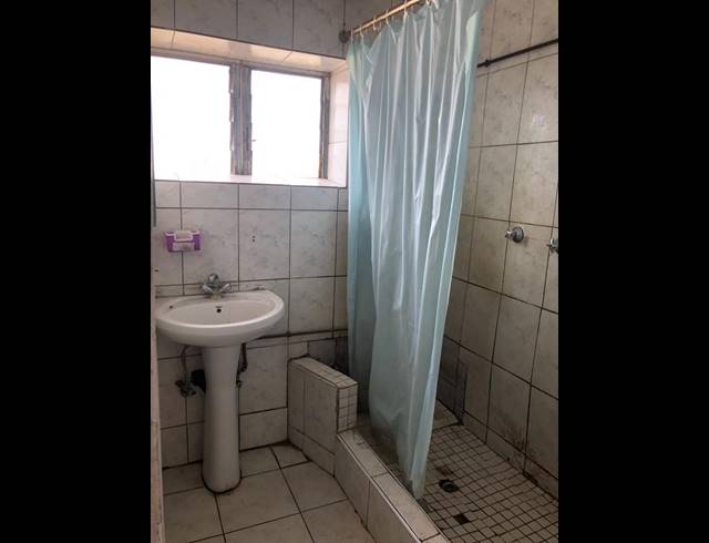 3 BEDROOM PROPERTY TO RENT IN LAUDIUM